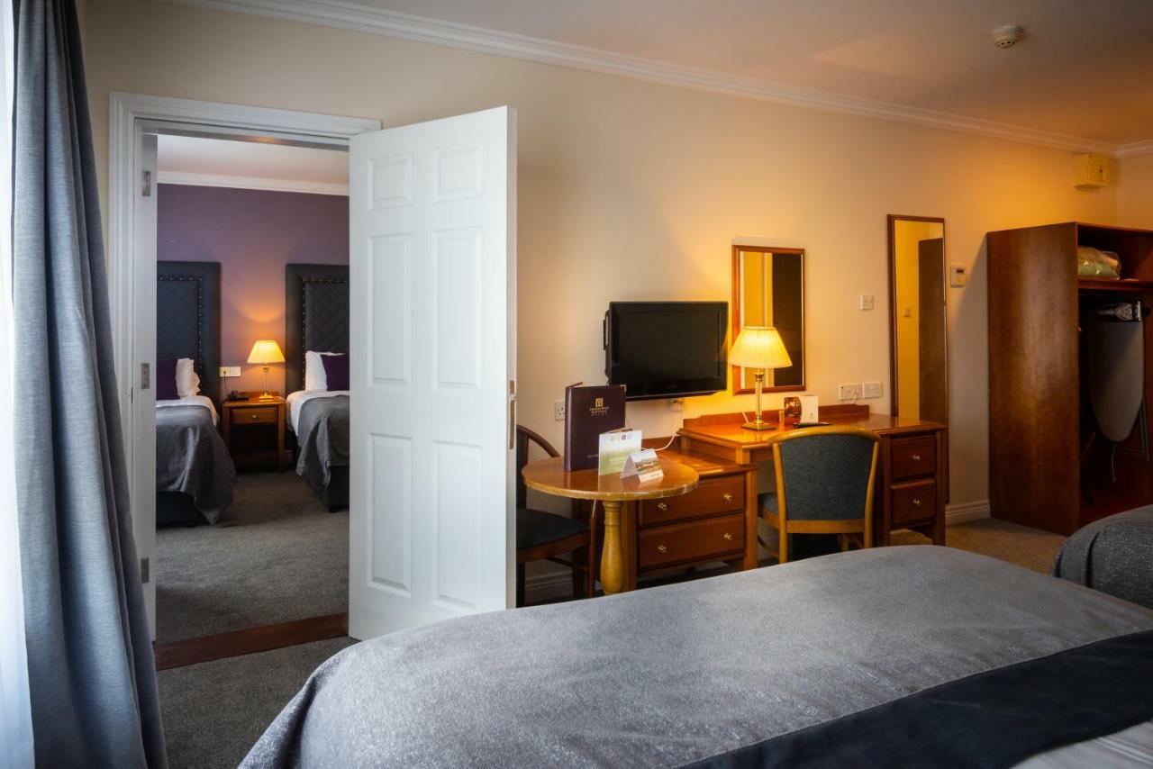 Inishowen Gateway Hotel บันครานา ภายนอก รูปภาพ